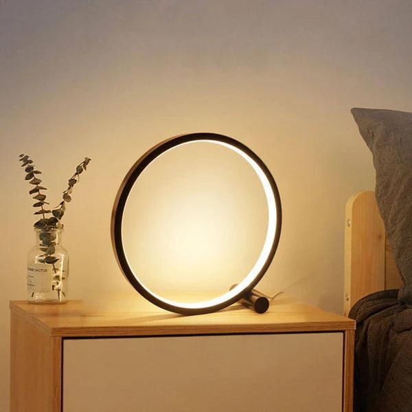 Luminária de Mesa LED e Touch Moderna